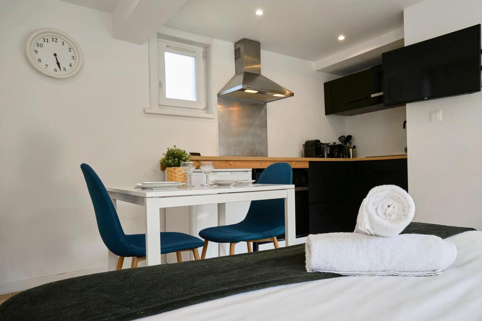 Lille Hypercentre Gares - Small Suite 외부 사진